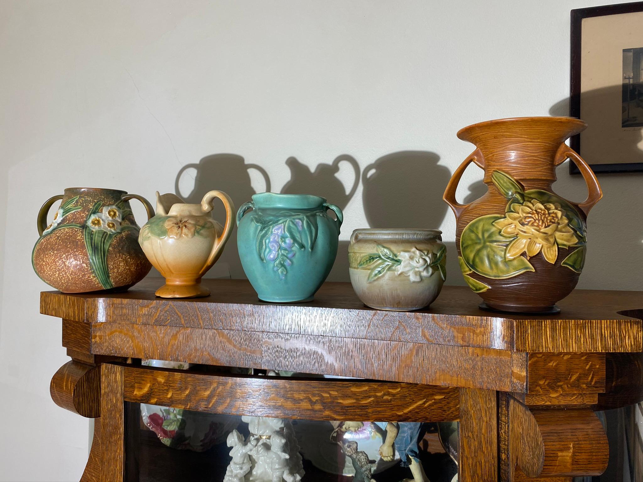 Group of vintage art pottery in excellent condition