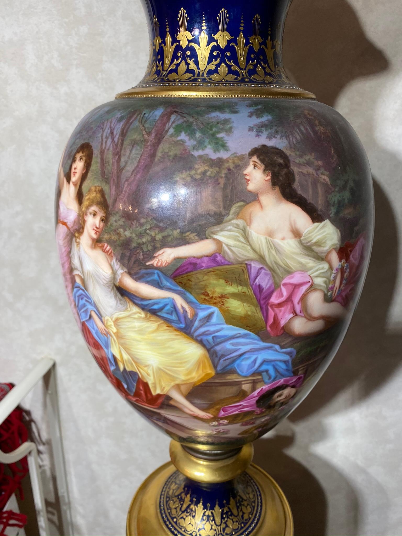 19th century Royal Vienna hand painted urn