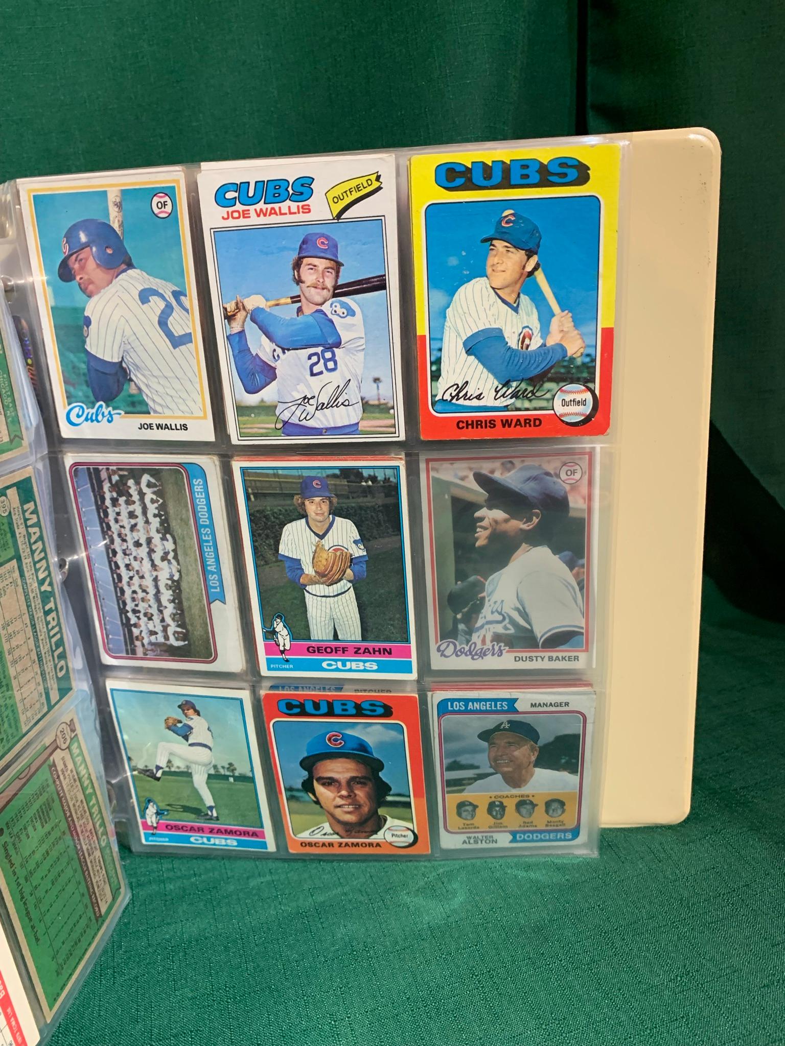 Binder 70's Astros, Braves, Cubs & Dodger Baseball Cards