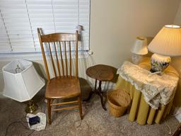 Group lot of assorted furniture, lamps and more