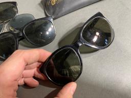 Group lot 4 pairs vintage Ray-Ban Sunglasses.