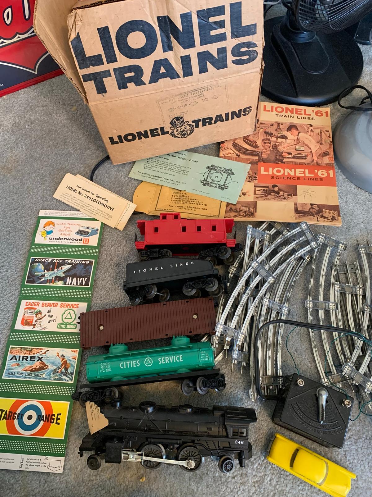 1961 Lionel Train Set.  See Photos