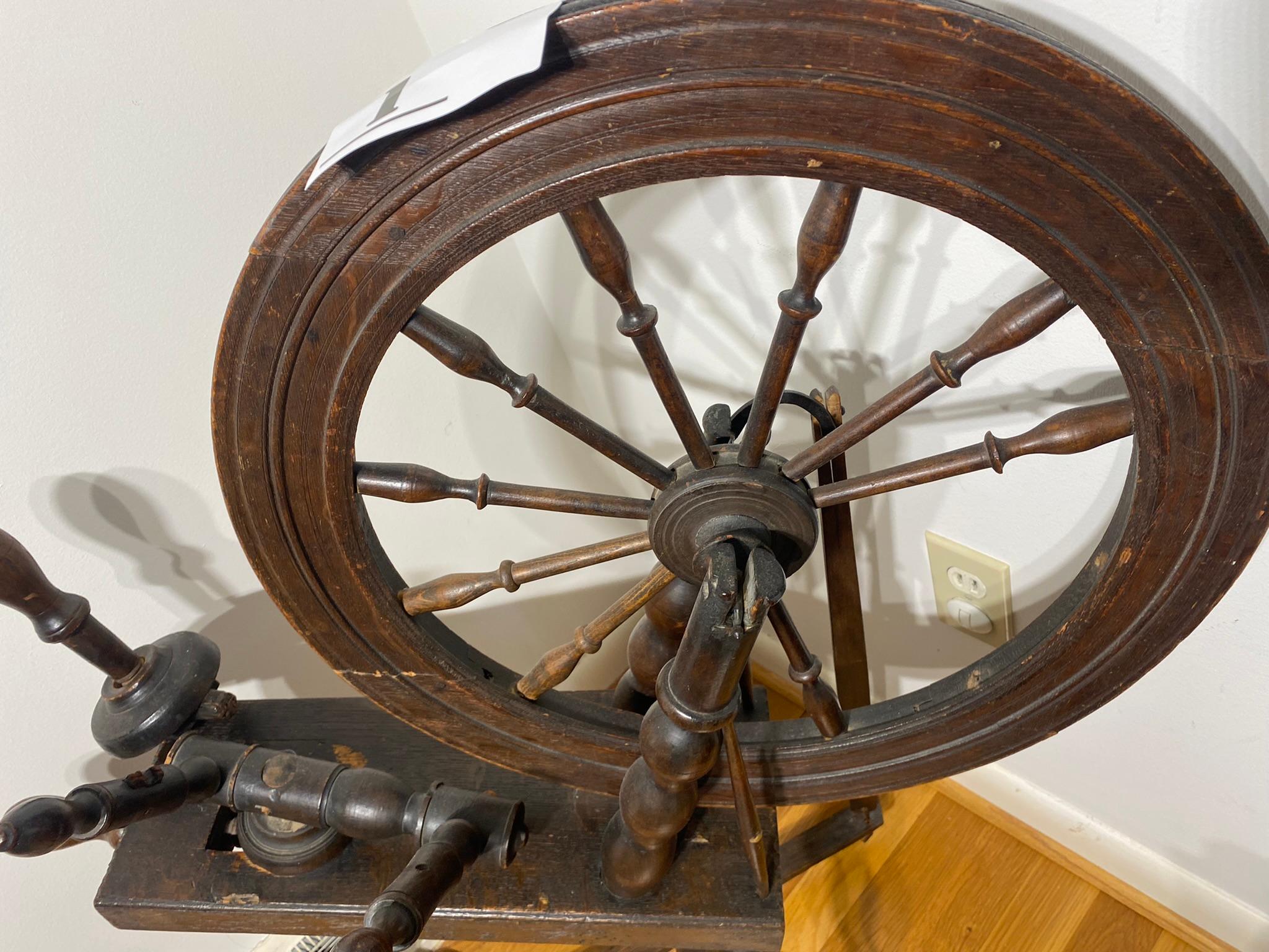 Antique Wooden Spinning Wheel with Nice Patina