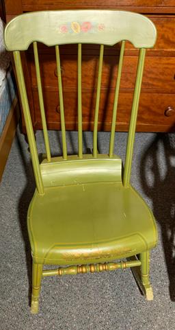 2 Rocking Chairs