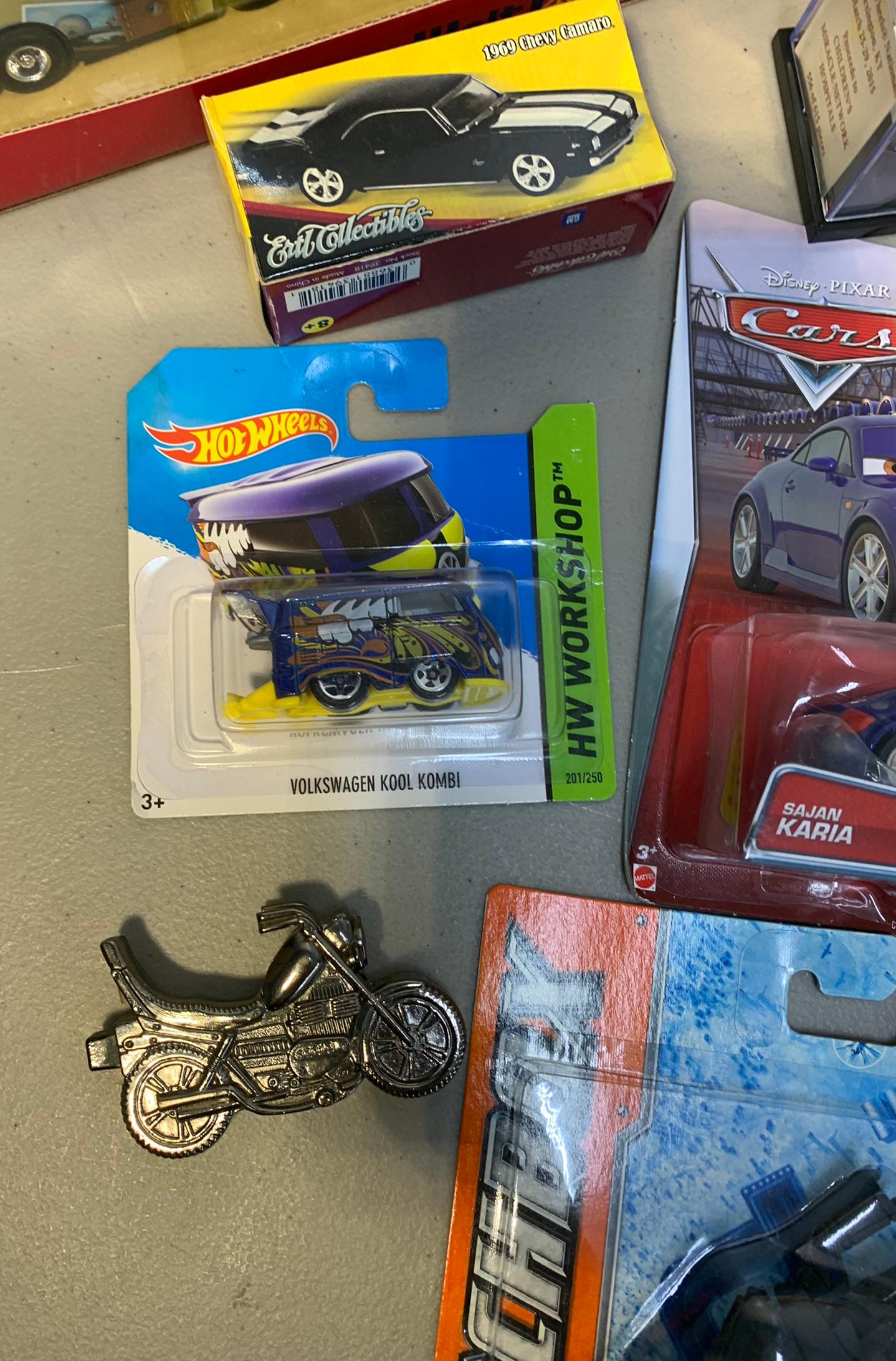 MatchBox, Hot Wheels, Lala-00psies, Disney Pixar Cars, M&M Collector Car,  Code 3 Collectables Plus