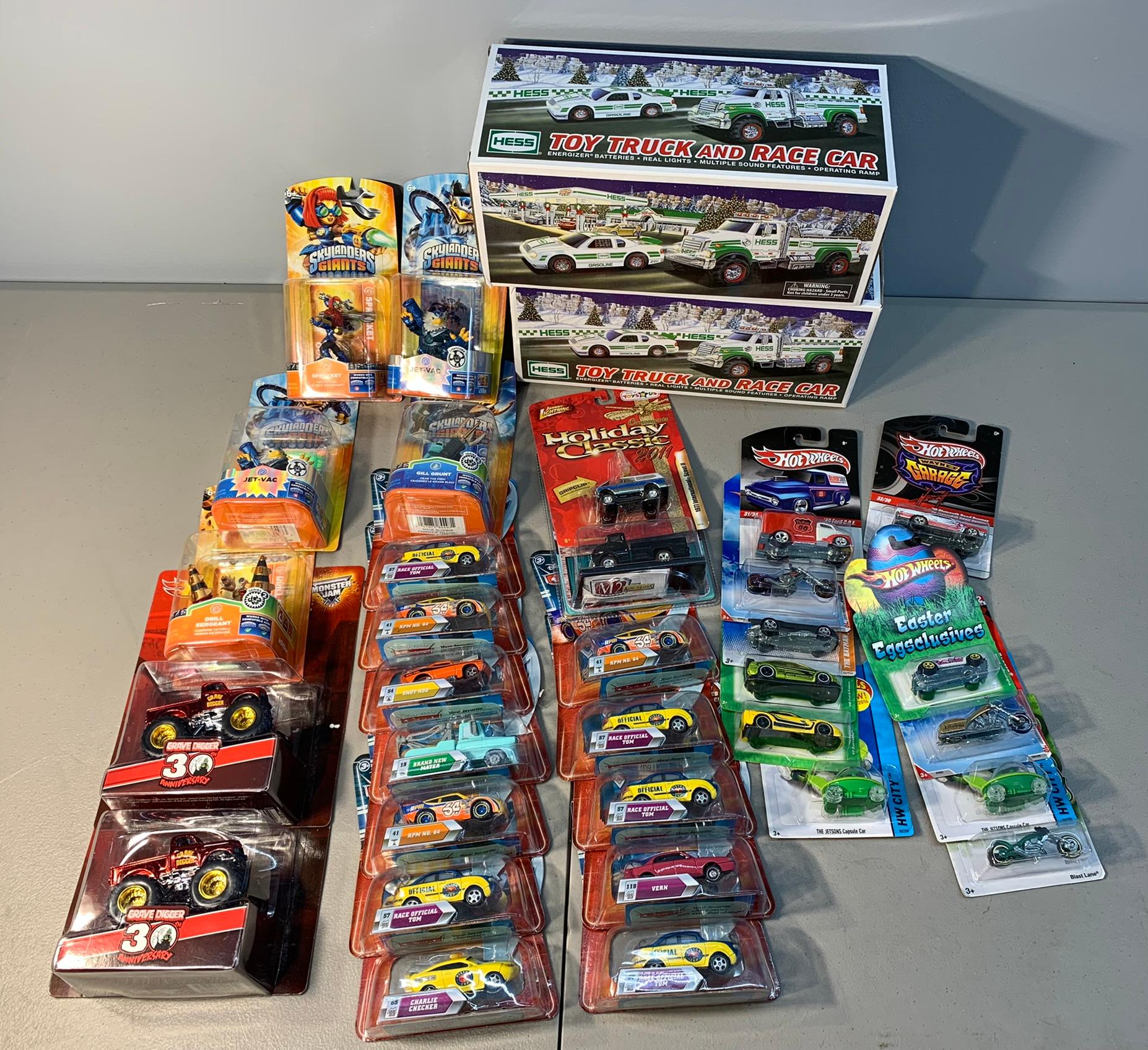 Hot Wheels, M2 Machines Auto Trucks 1957 Dodge COE, Johnny Lightning Holiday Classic,