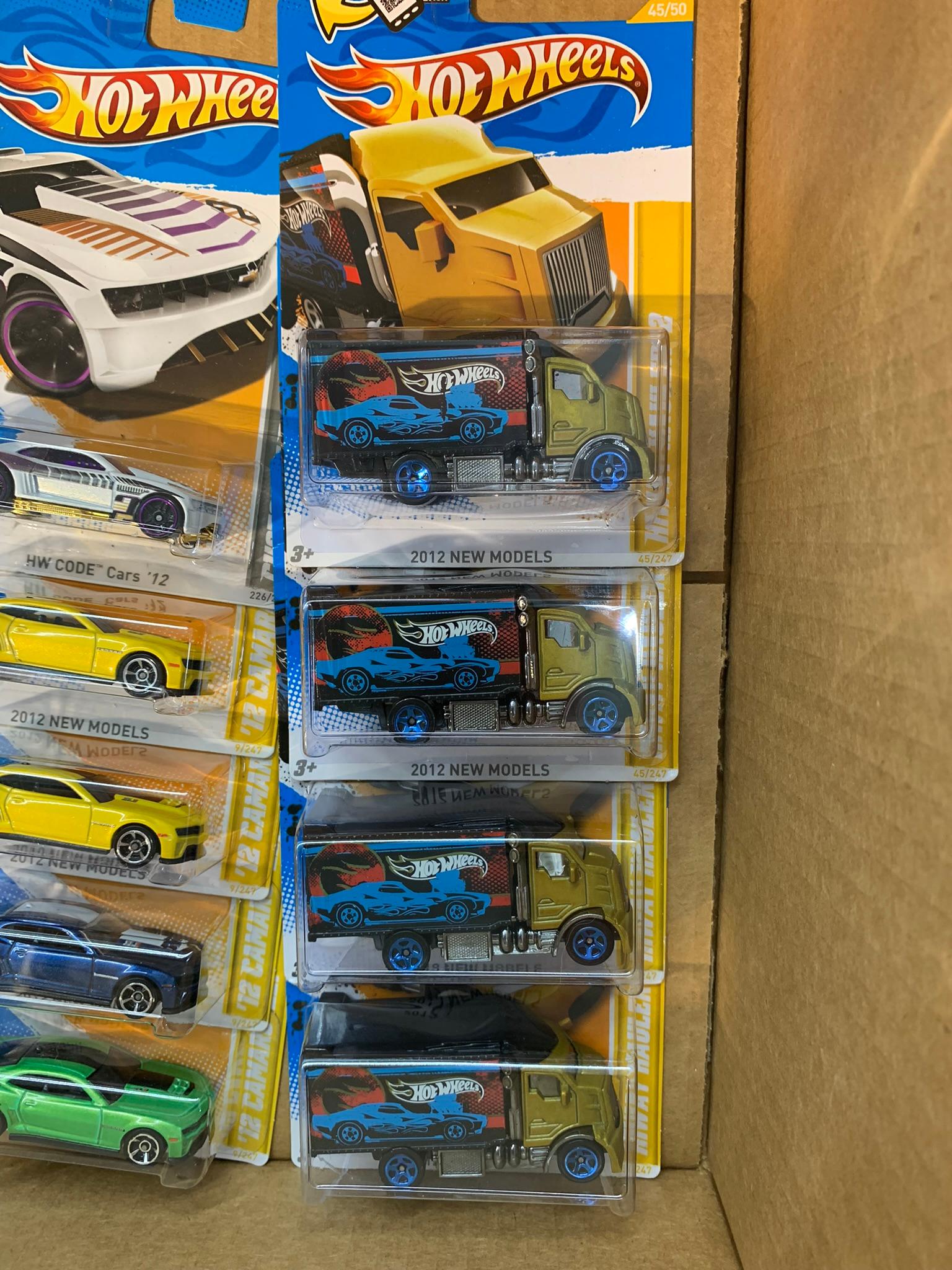 Group of Hot Wheels & Matchbox Cars