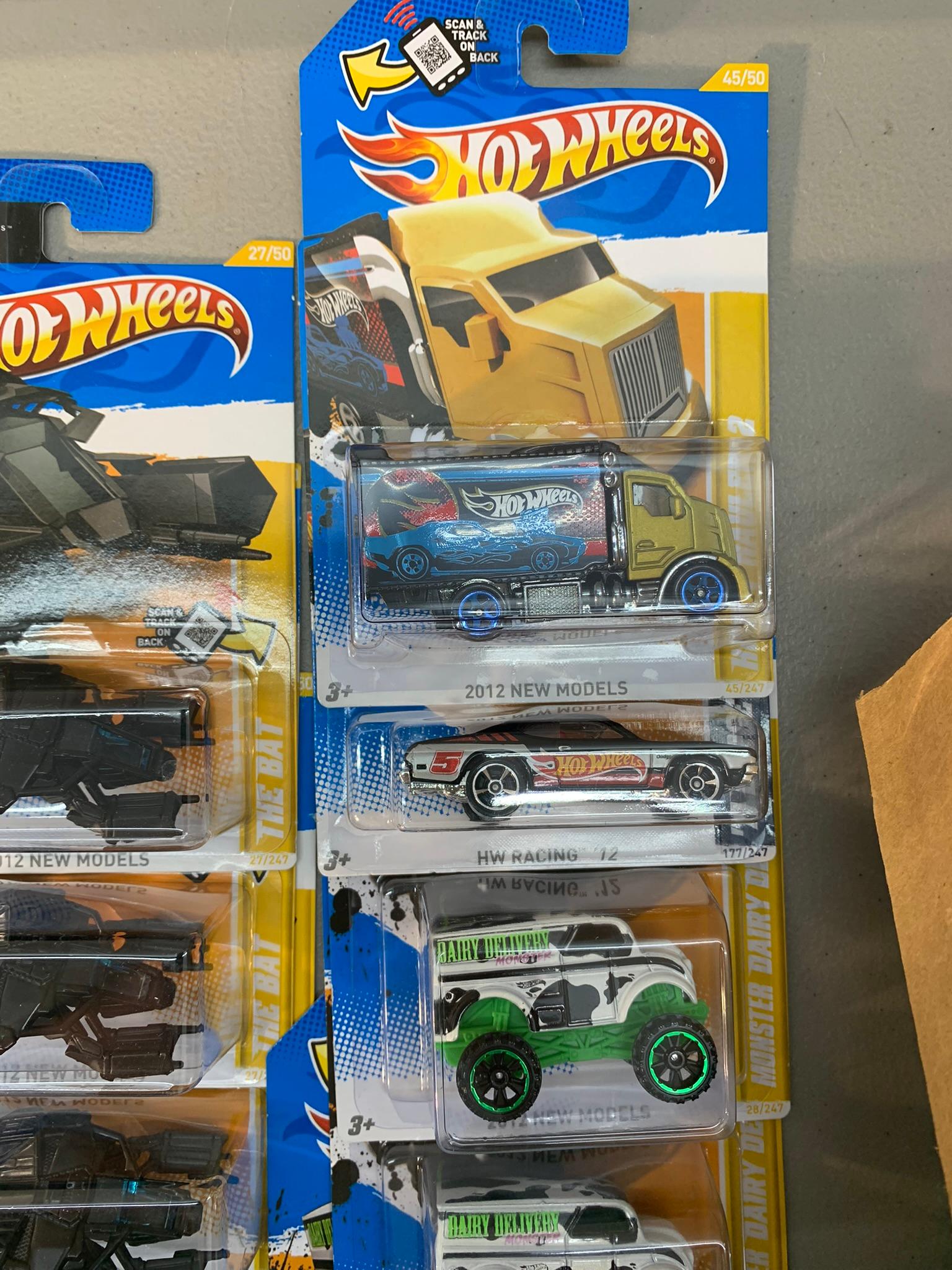 Group of Hot Wheels & Matchbox Cars