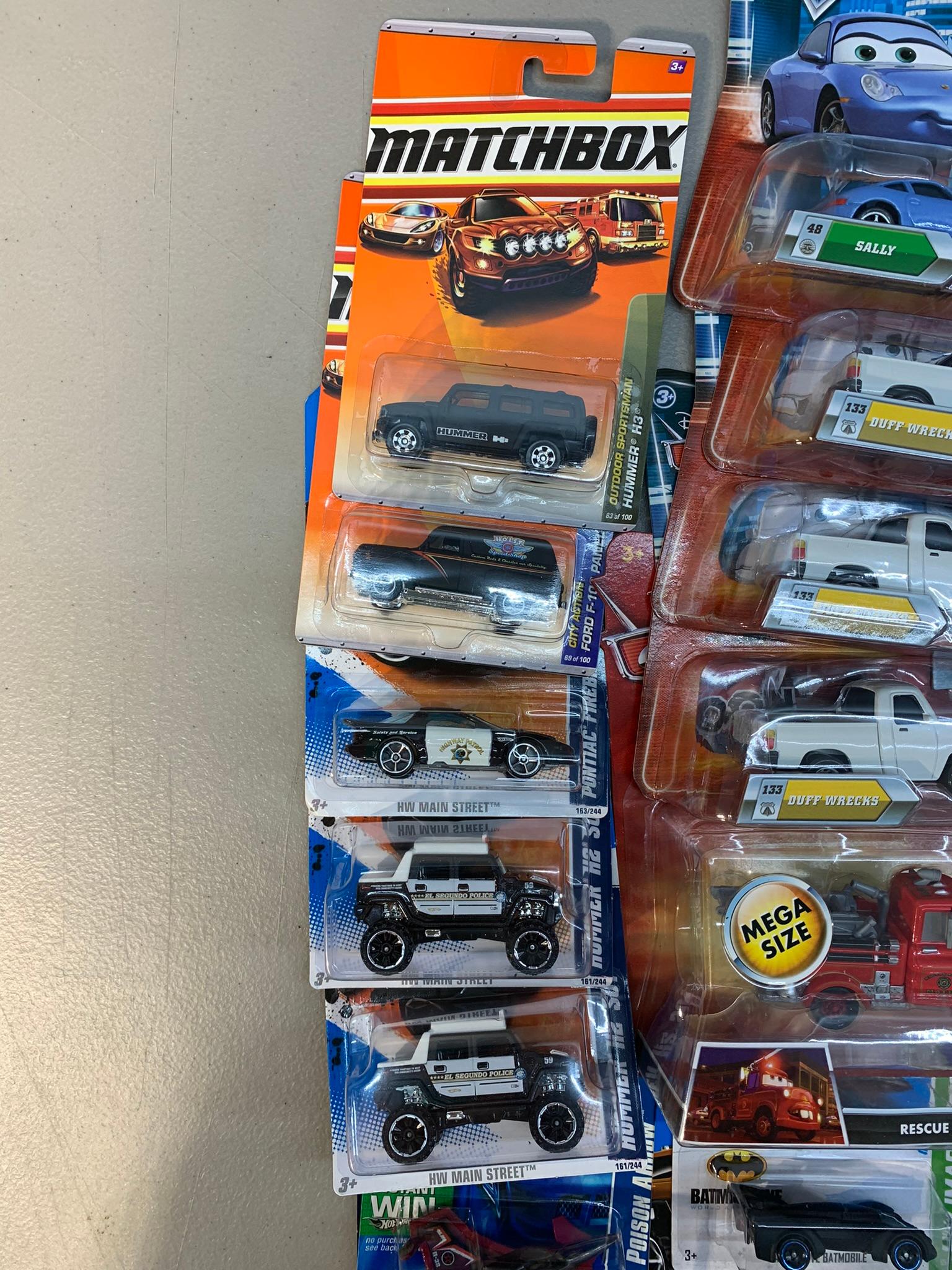 Group of Hot Wheels & Matchbox Cars