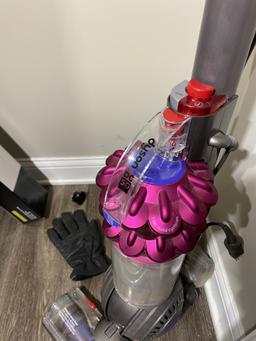 Dyson Vacuum Cleaner DC50