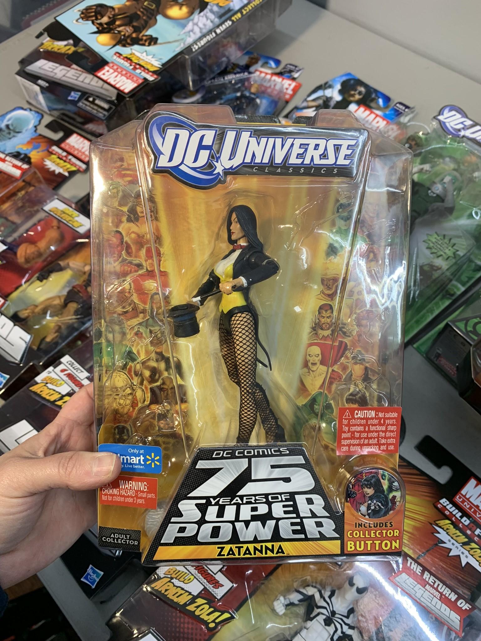 DC Universe & Marvel Classic Action Figures