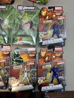 DC Universe & Marvel Classic Action Figures