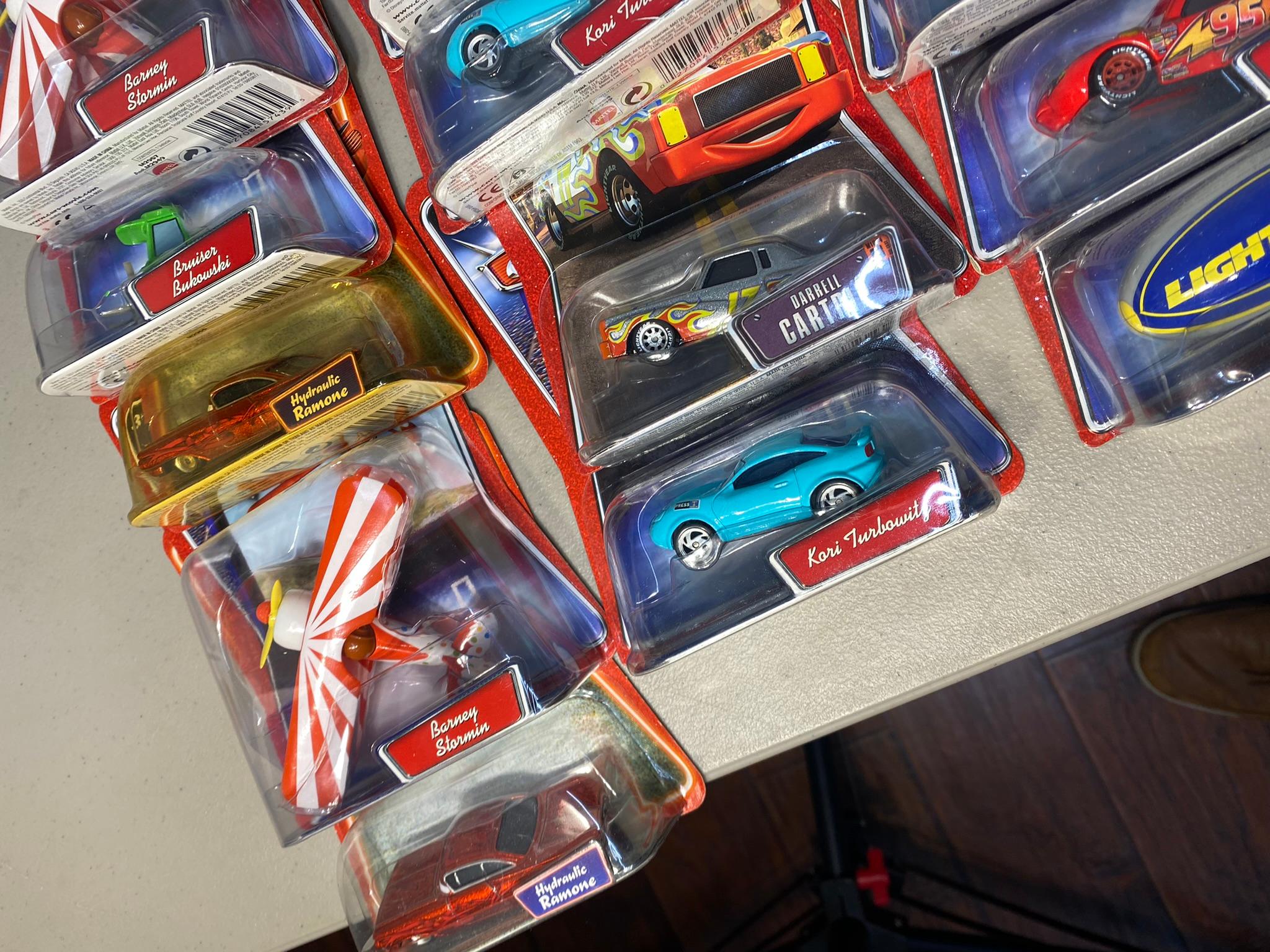 Large lot die cast cars Disney Cars, Hot Wheels