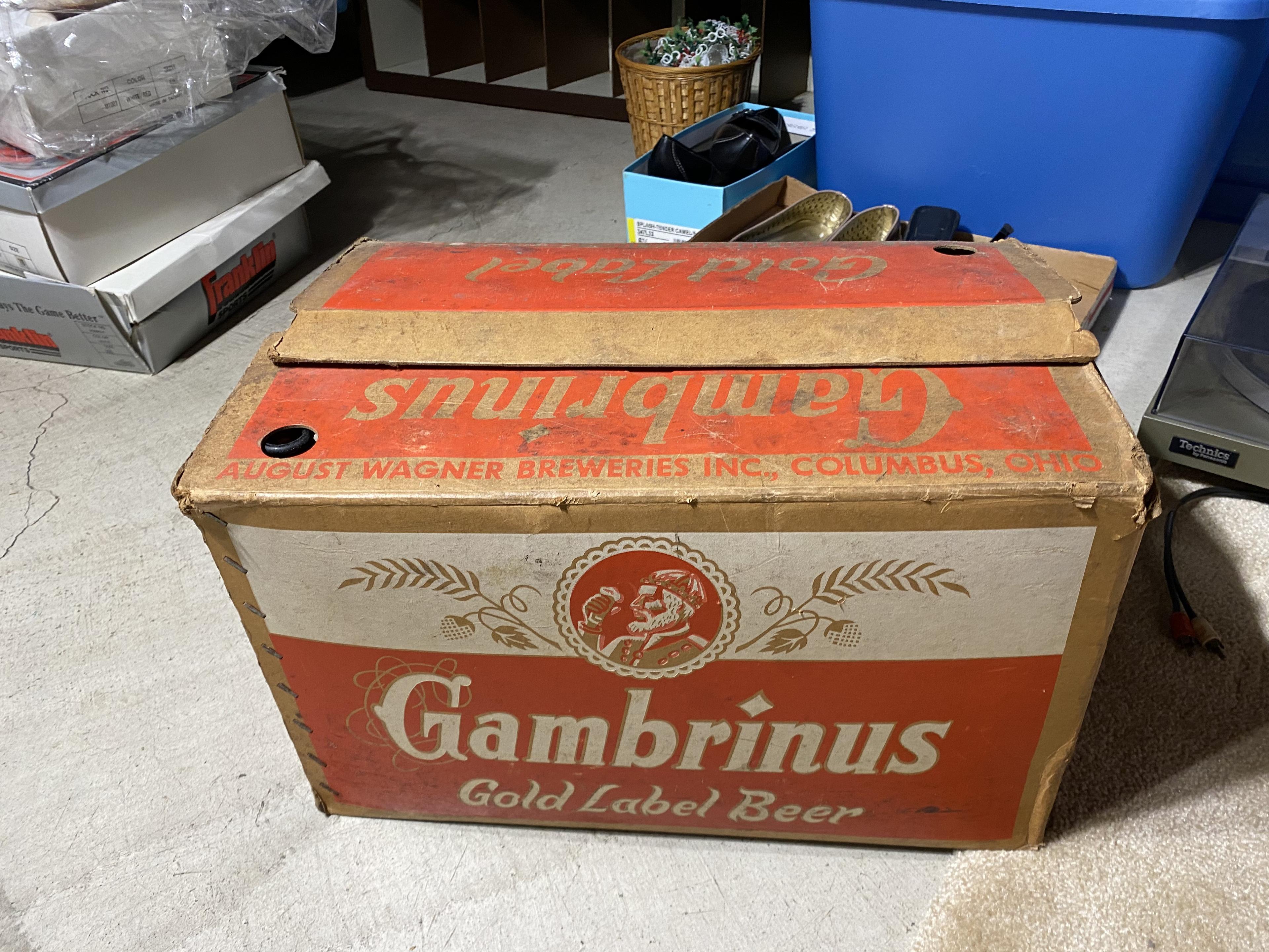 Gambrinus Gold Label Beer Box with Bottles