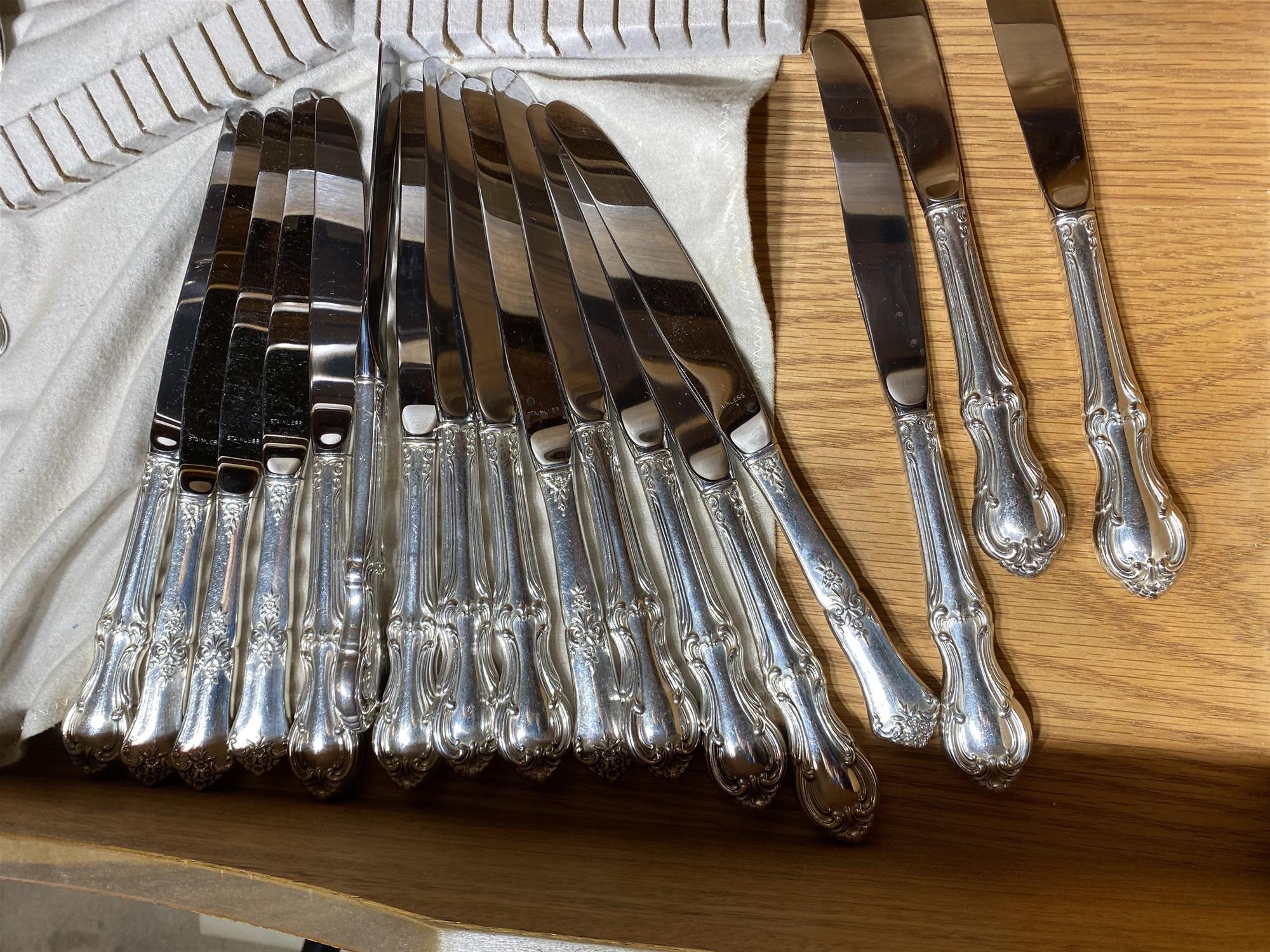 Very Large Sterling Silver Flatware Set - 3781 grams weighable