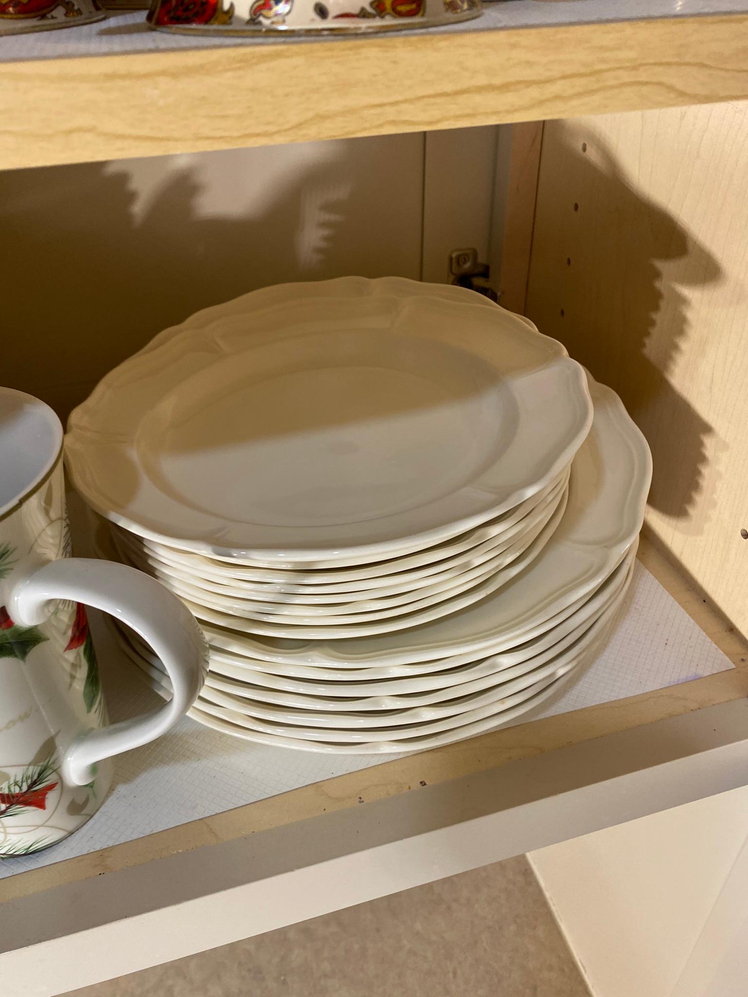 Cabinet Contents Lot including Wedgwood China