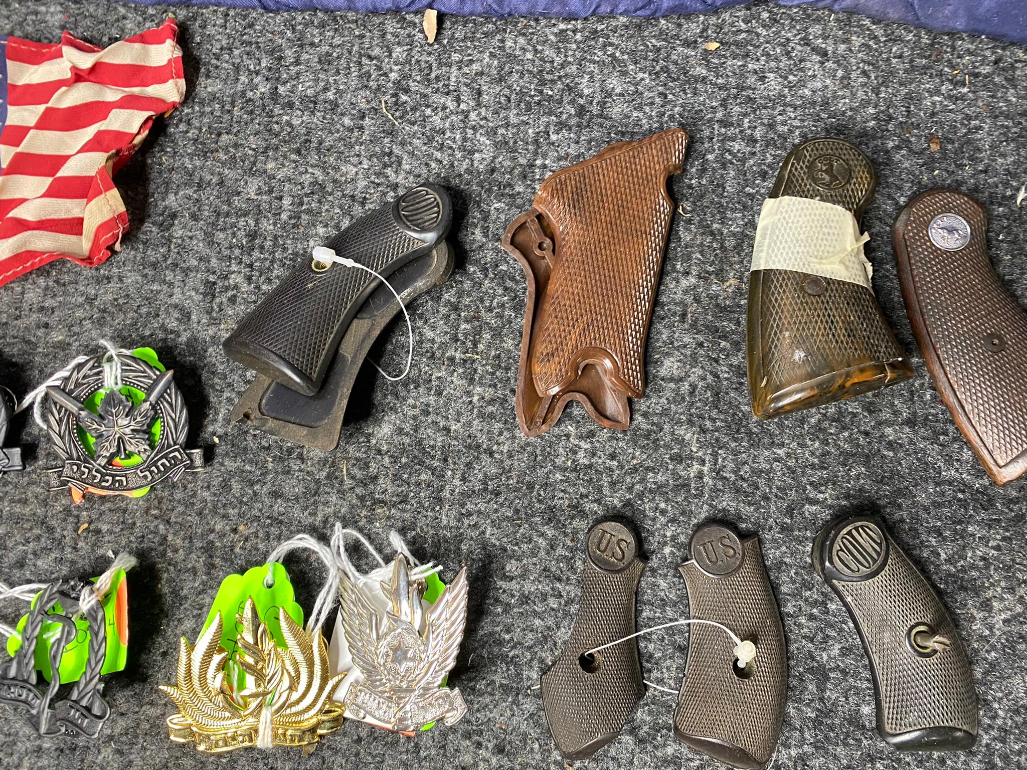 Group Lot Old Pistol Grips Many Colt Including Early