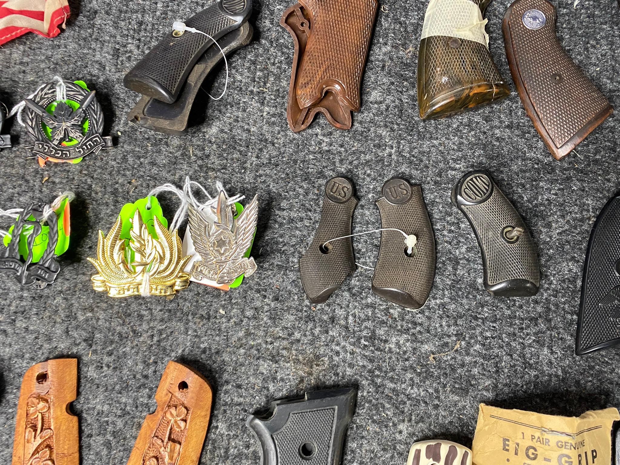 Group Lot Old Pistol Grips Many Colt Including Early