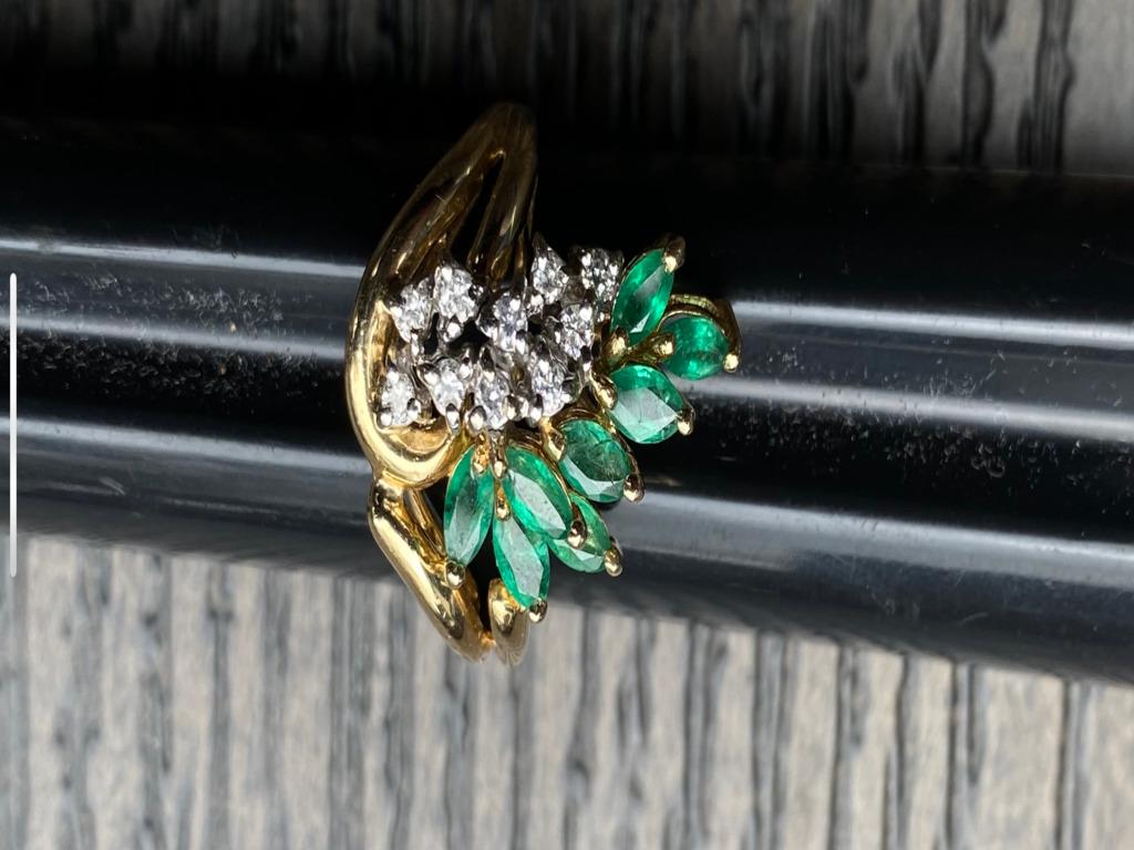Vintage Diamond & Emerald 14k Gold Cocktail Ring - 7.08 grams