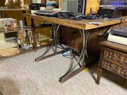 Mid Century Modern Table, Stand