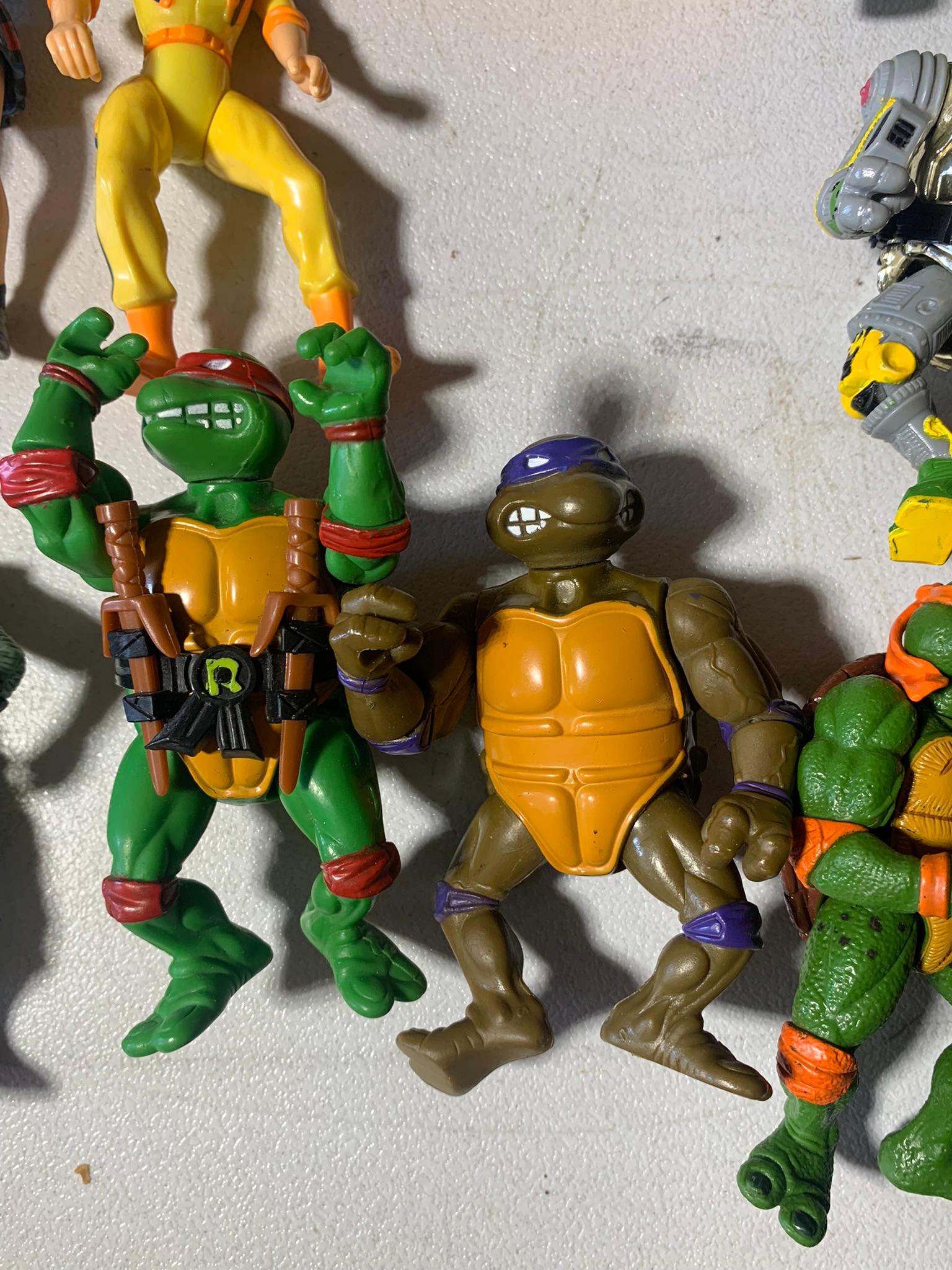 Large Group of Vintage Ninja Turtles Toys