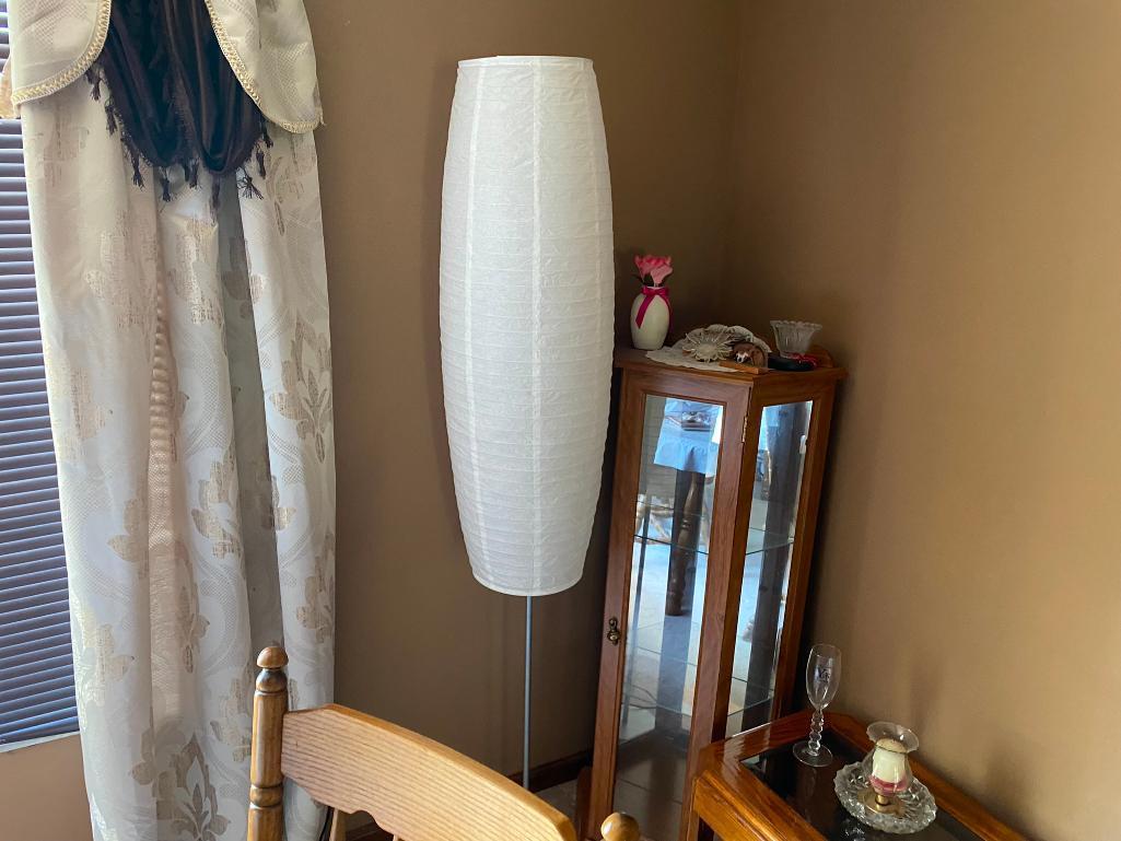 Dining Room Area Contents Lot - Table, Chairs, Lamp, Etc.