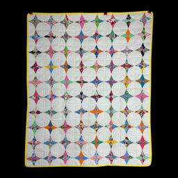 Stars & Circles Child's Quilt 1930s in Good Condition