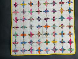 Stars & Circles Child's Quilt 1930s in Good Condition