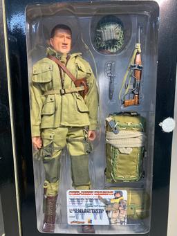 Dragon Action Figure WWII Cyber-Hobby Exclusive Ardennes 1944 "Colonel Charles "KIT" Carson FGO"