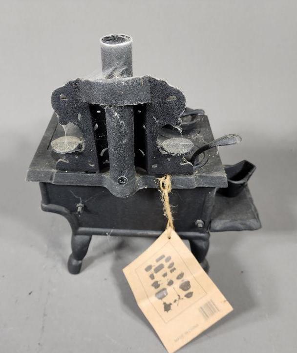 Old Mountain Cast Iron Stove