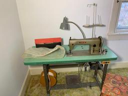 REX 26-88 by Nakajima  Industrial Sewing Machine.  Sewing Seat & Thread