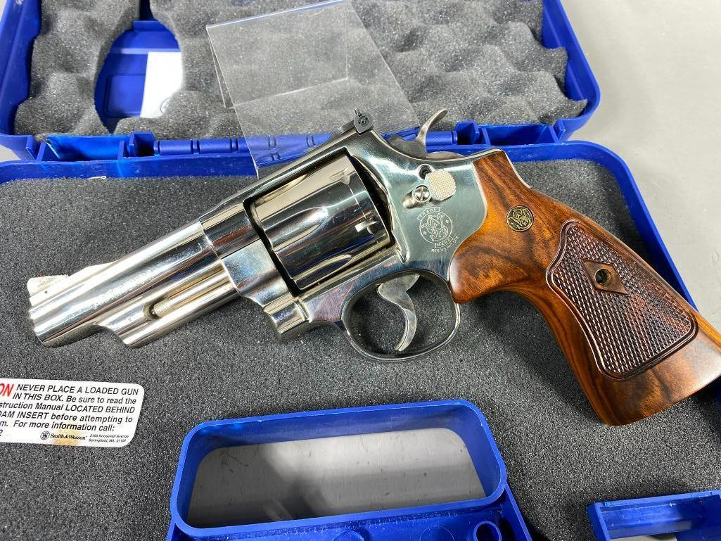 Smith & Wesson Model 57-6 41 Mag Revolver Nice