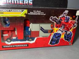 Factory Sealed 1987 Hasbro Transformer Powermaster Optimus Prime