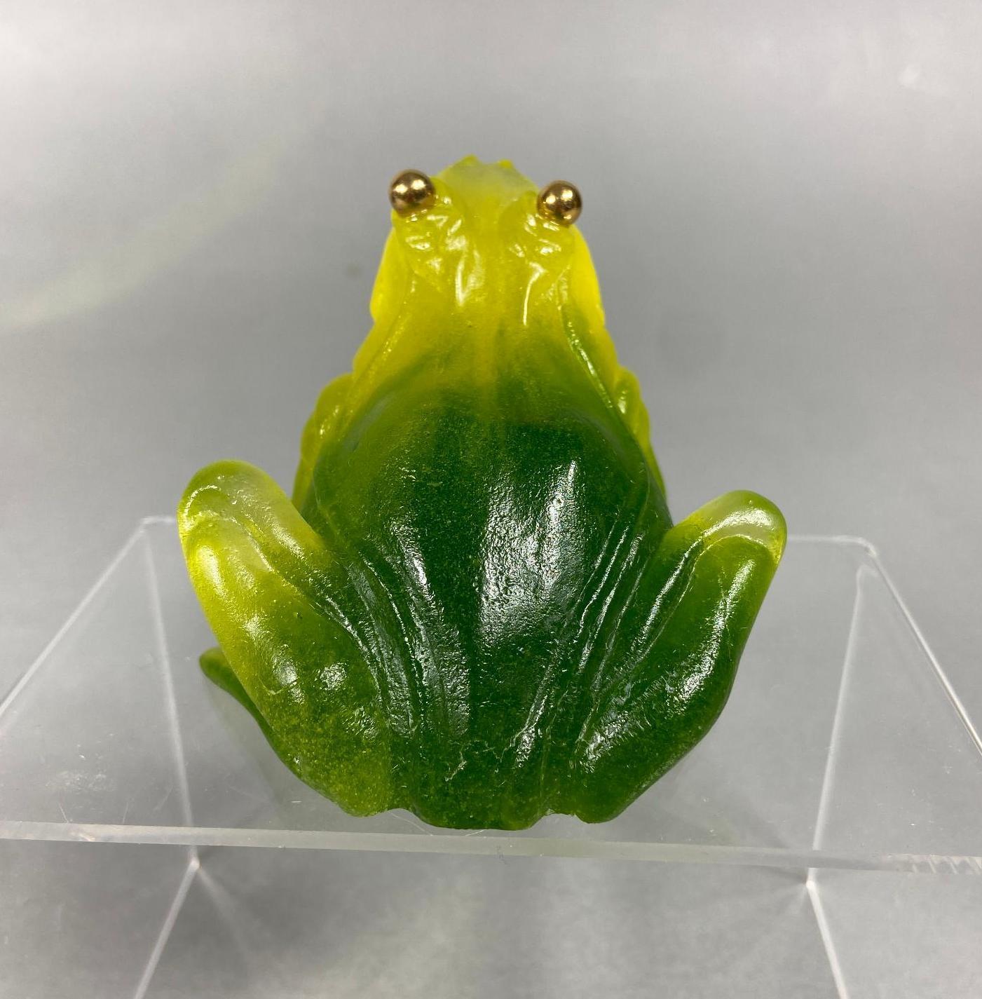 Vintage Daum France Glass Frog in Box