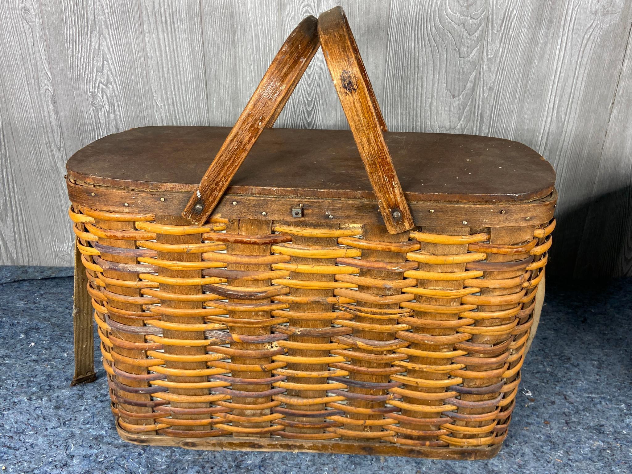 9 Vintage Wicker Baskets