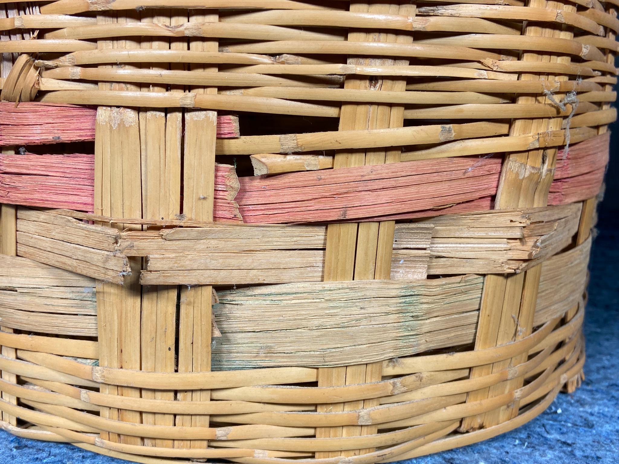 9 Vintage Wicker Baskets