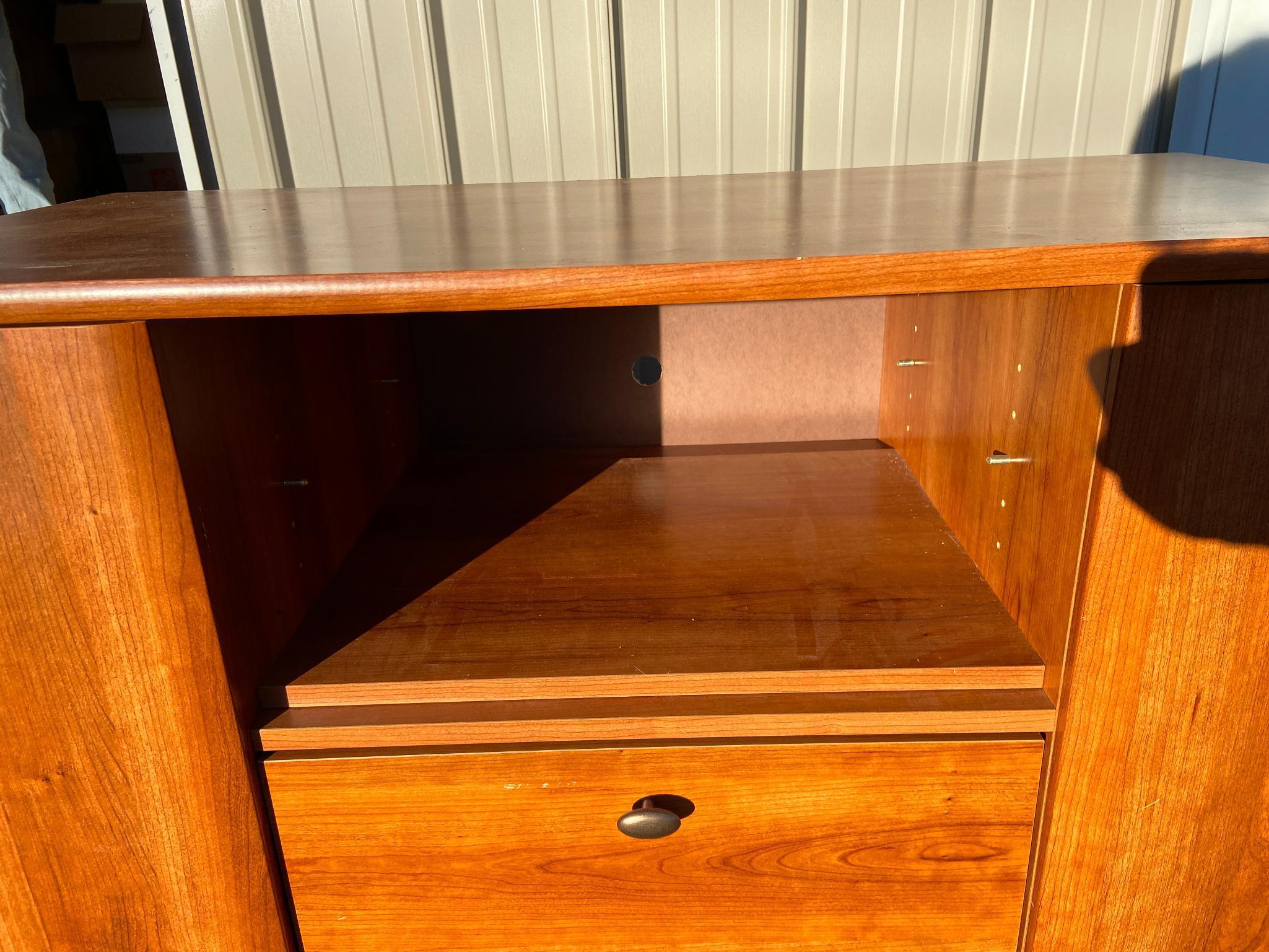 Modern Entertainment Center Cabinet with Doors & Drawer