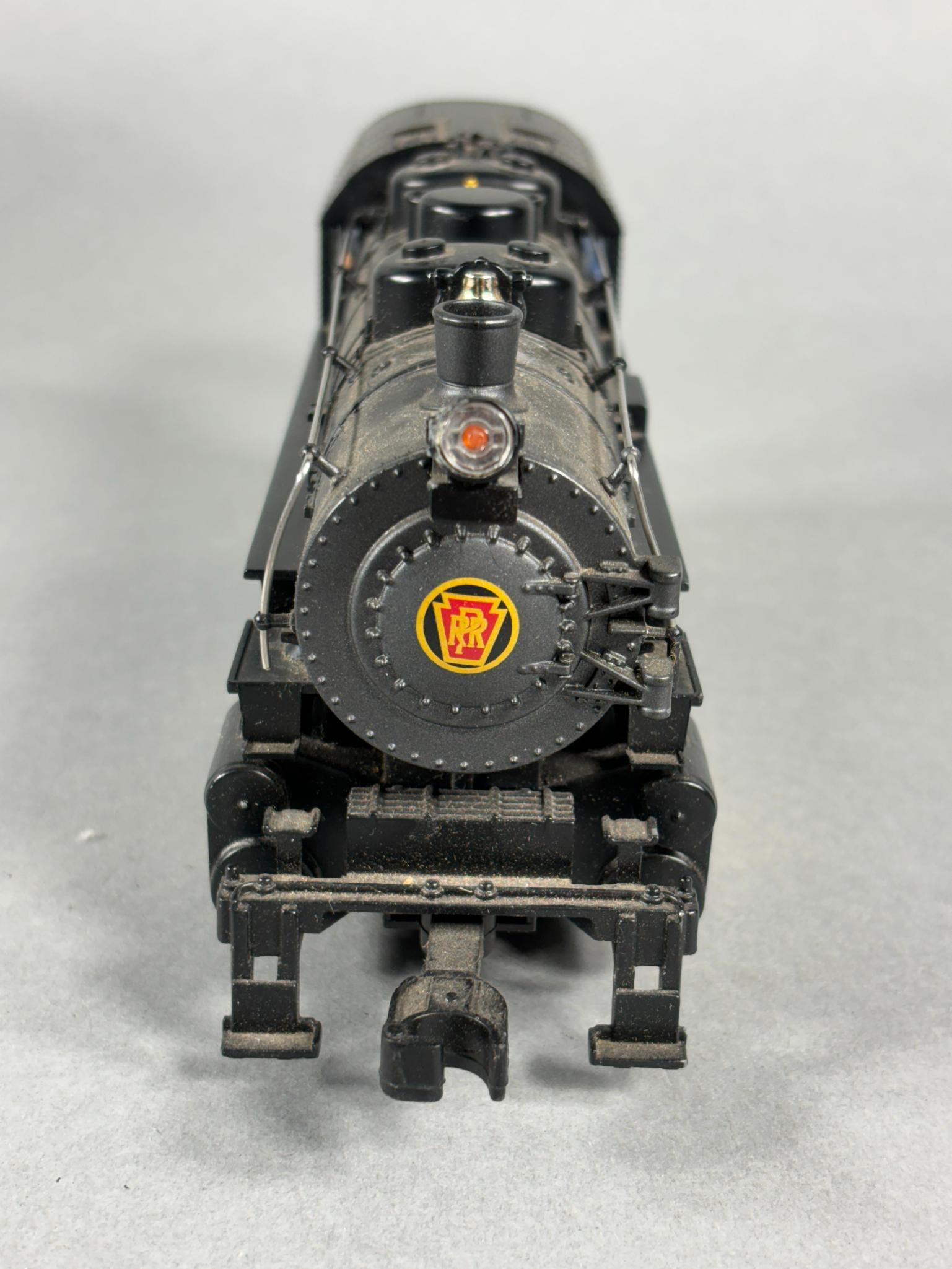 Vintage Lionel Model Railroad Locomotive 565