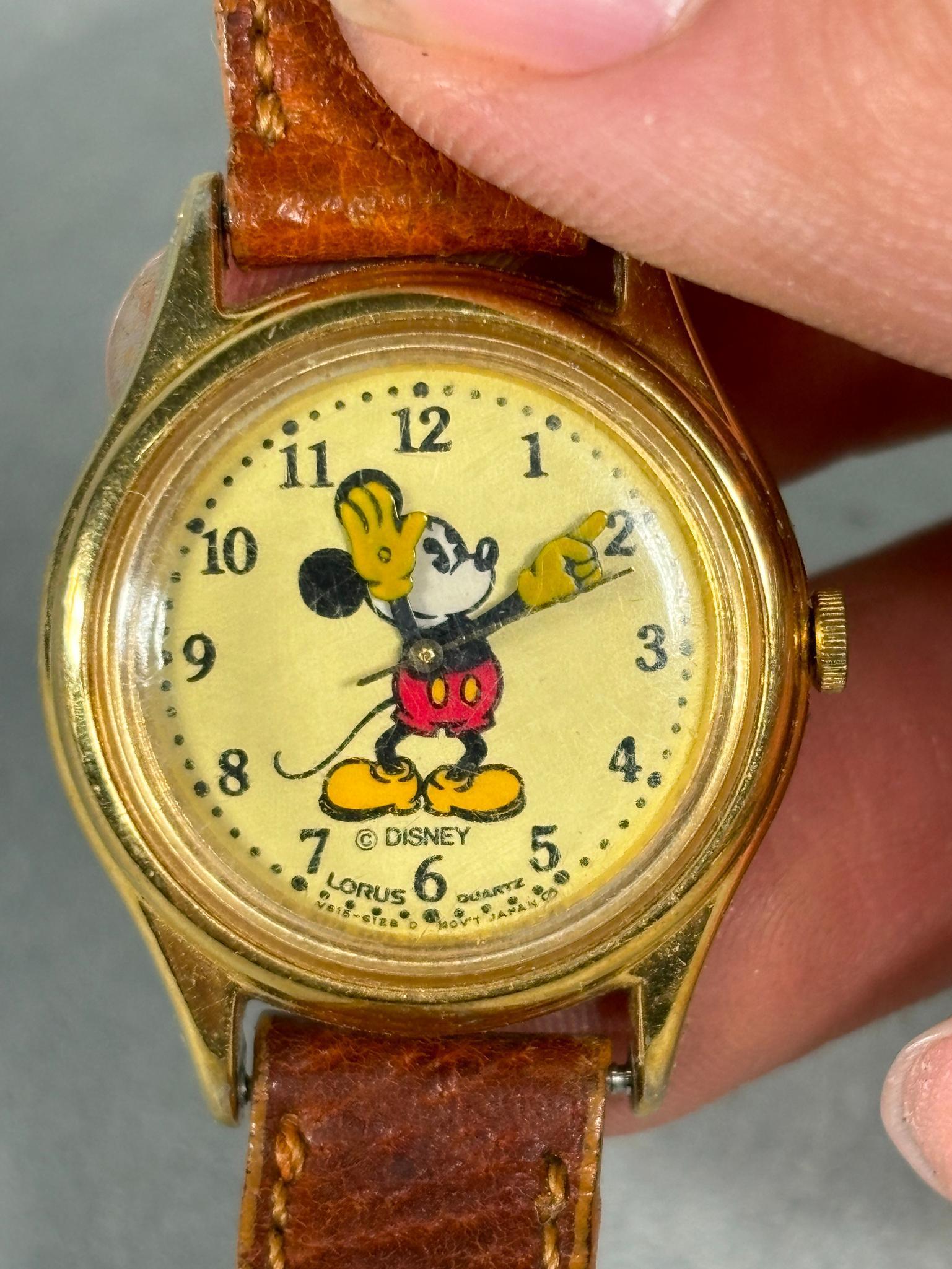 4 Vintage Watches including Mickey Mouse, Goofy, Cinderella, and Marvin The Martian
