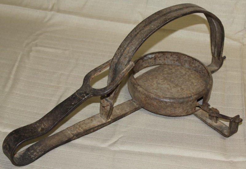 large hand forged trap, 10" spread x 17.5" overall