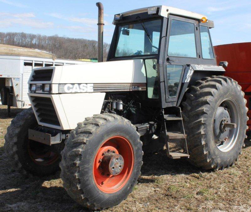 1987 Case 1896 MFWD tractor, 2 remotes, 5000 hrs