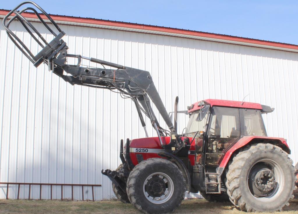 Case-IH 5250 Maxuum 4 WD cab tractor with Quicke loader, frt & rear 3 pt.,