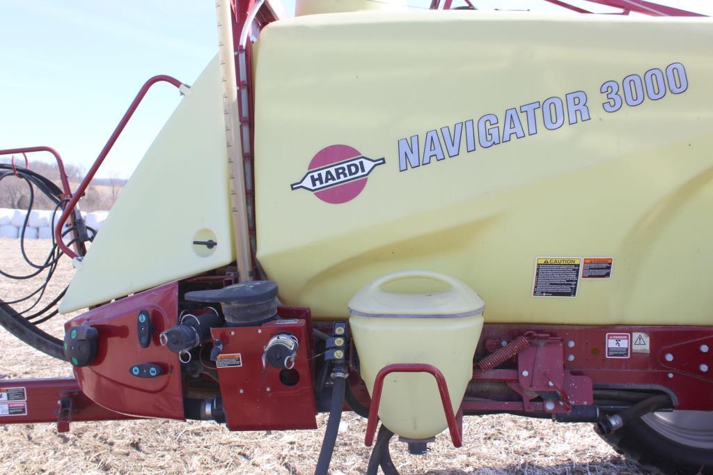 Hardi Navigator 3000 sprayer w/GPS, 66' boom