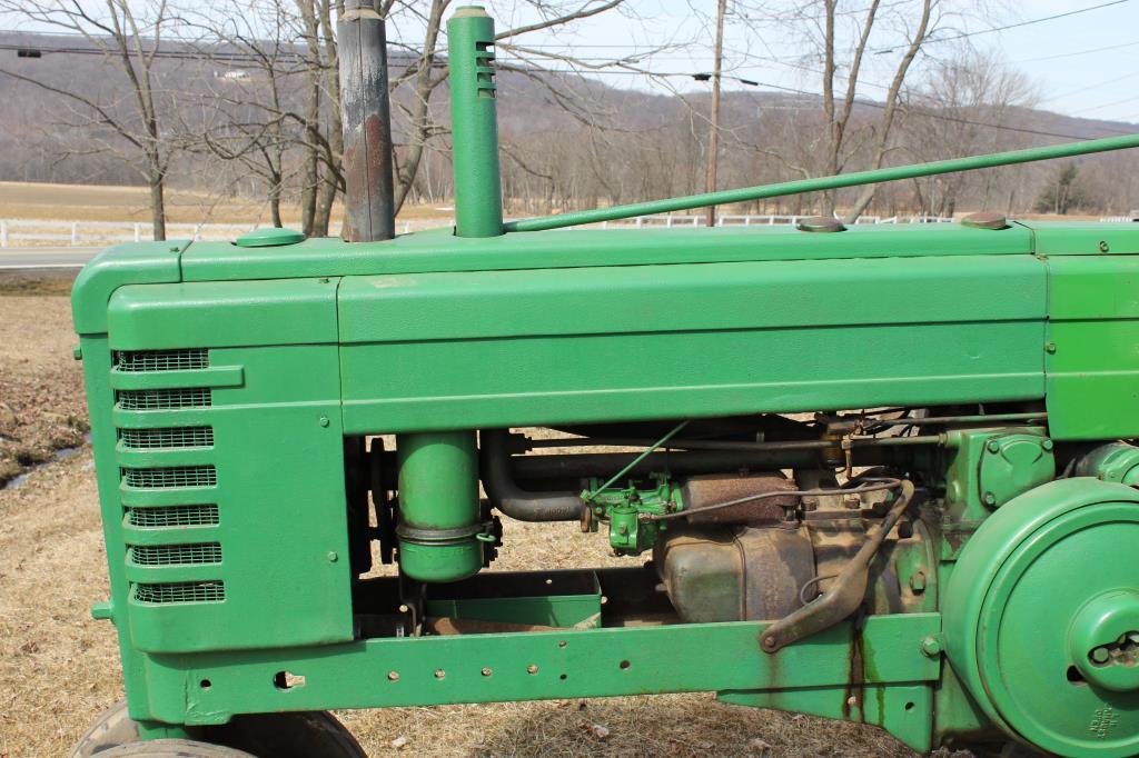 1941 JD B tractor, styled, Serial No. 116074