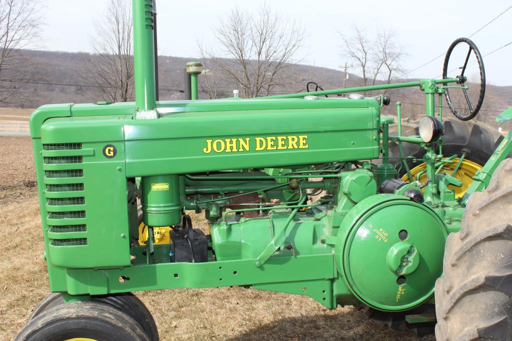 1947 JD G tractor, new paint, Serial No. 25616,