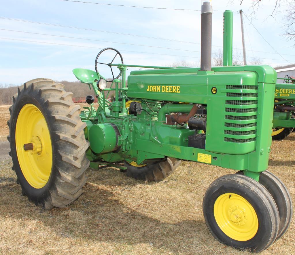 1947 JD G tractor, new paint, Serial No. 25616,