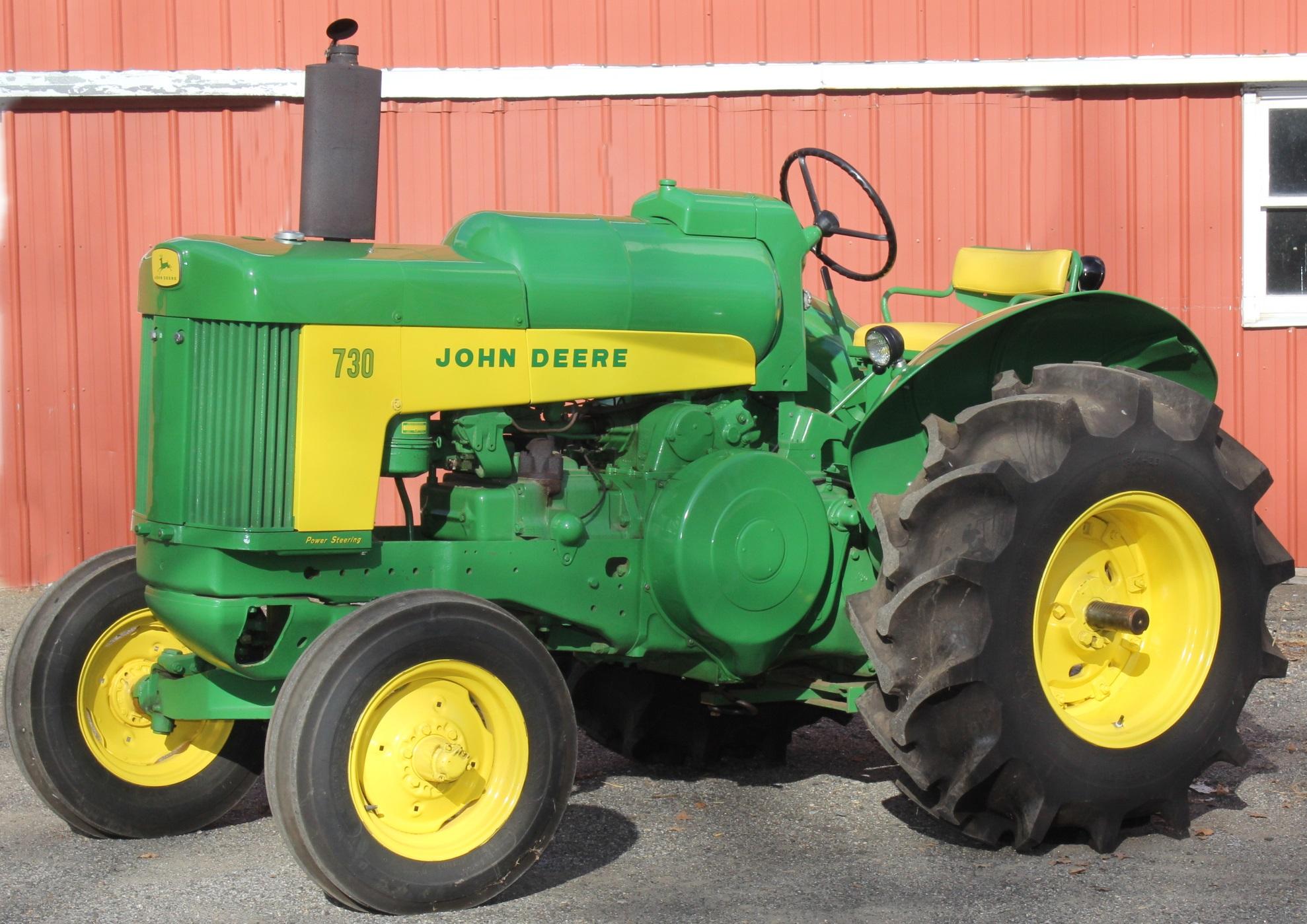 1960 JD 730 Standard, LP Gas tractor, wf, new paint, Excellent condition,