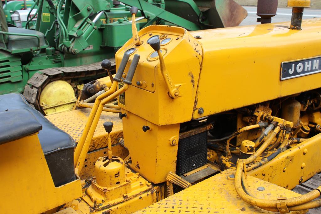 1958 JD 440 crawler with dozer blade, Serial No. 442031