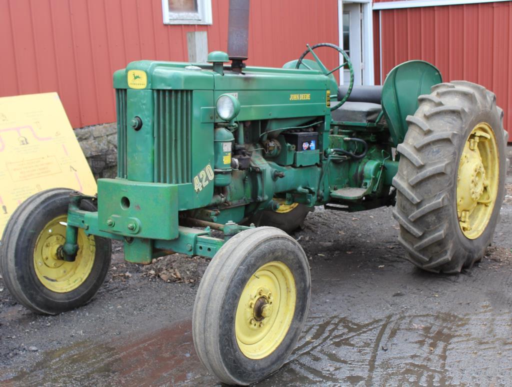 JD 420 tractor, no Serial No. plate, wf, 3 pt., fenders