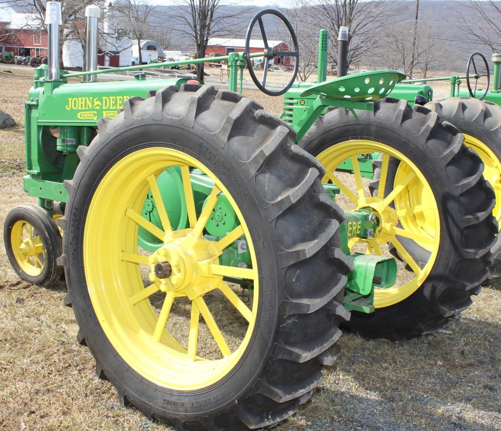 1935 JD A tractor, unstyled, new paint, Serial No. 415571